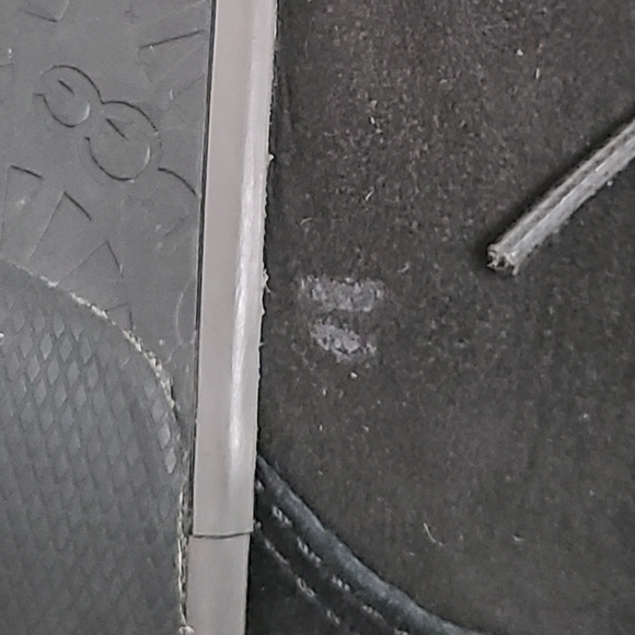 UGG Arianni Suede Fringe Moccasin Sneaker (Size 7) - Picture 9 of 10